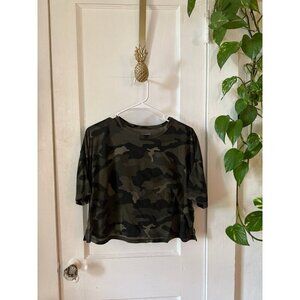 Old Navy, active women’s size X – small camo shirt